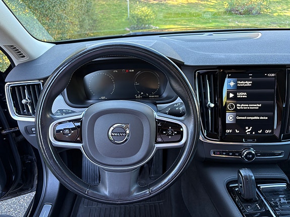 Volvo V90 7 of 9