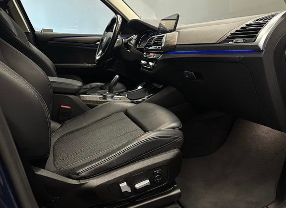 BMW X3 8 of 12