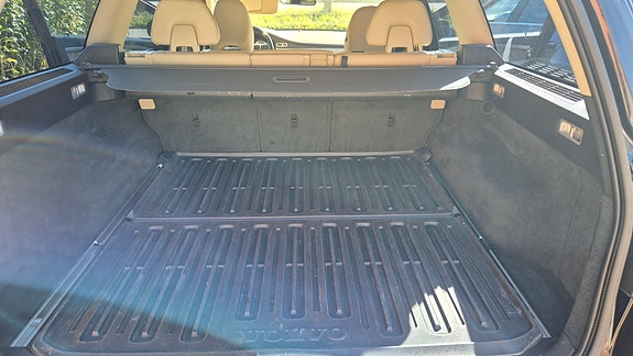 Volvo V70 8 of 9