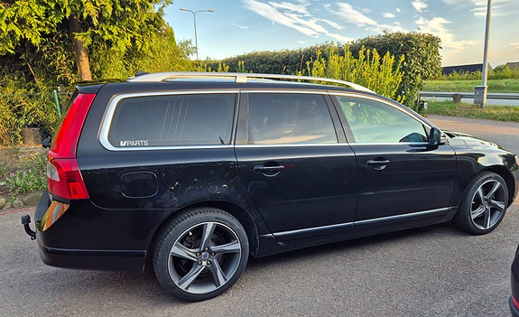 Volvo V70 4 of 9