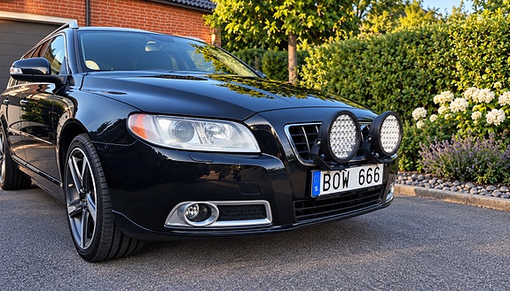 Volvo V70 9 of 9