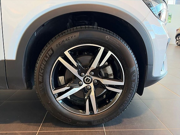 Volvo XC40 19 of 20