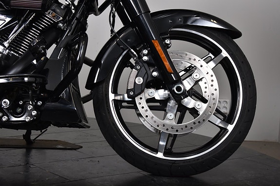 Harley-Davidson ROAD GLIDE HEAVY BREATHER INSUG OCH SE SLIP-ONS / 630 MIL 9 of 18