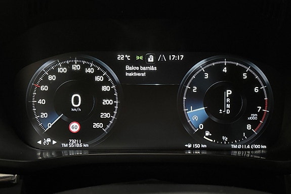 Volvo XC60 17 of 25