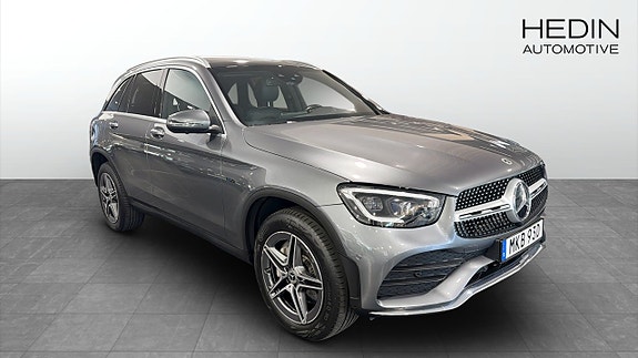 Mercedes-Benz GLC300 de 2 of 9