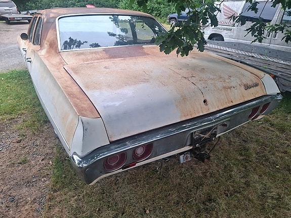 Chevrolet Bel Air 4 of 9