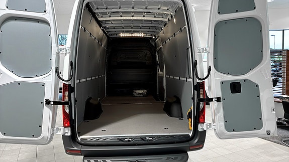 Mercedes-Benz Sprinter 412 5 of 10
