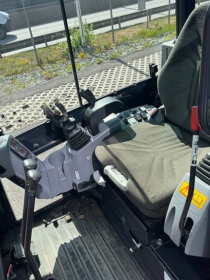 Kubota KX019-4 8 of 9