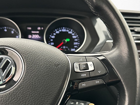 Volkswagen Tiguan 20 of 30