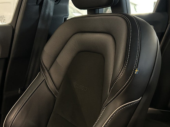 Volvo S90 25 of 27