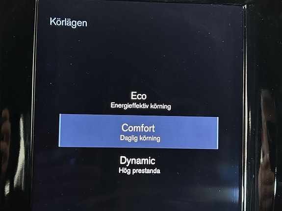 Volvo S90 24 of 27