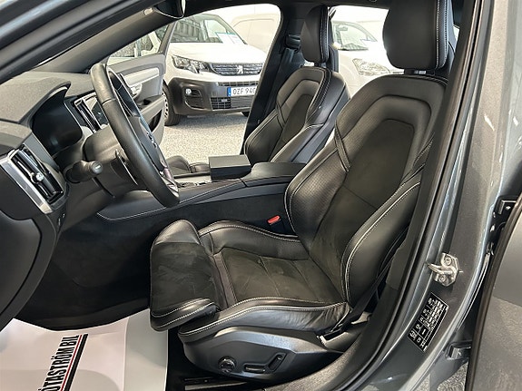 Volvo S90 13 of 27