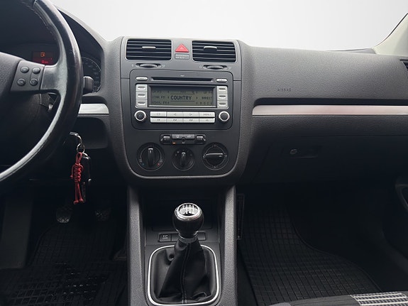 Volkswagen Golf I 25 of 29