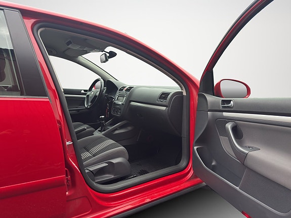 Volkswagen Golf I 11 of 29