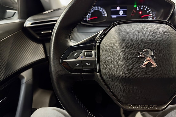 Peugeot 2008 10 of 21