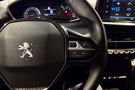 Peugeot 2008 12 of 21