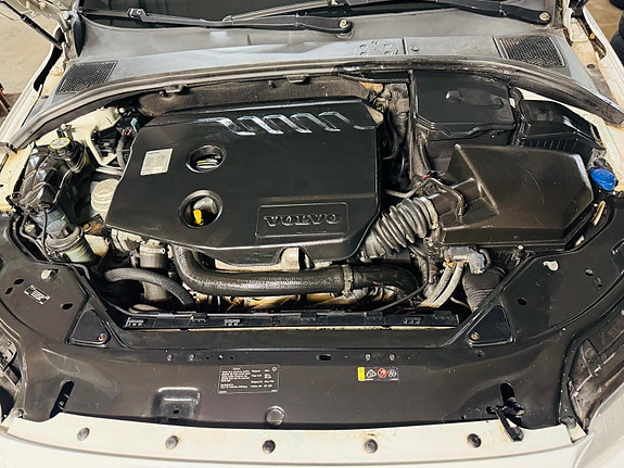 Volvo V70 7 of 8