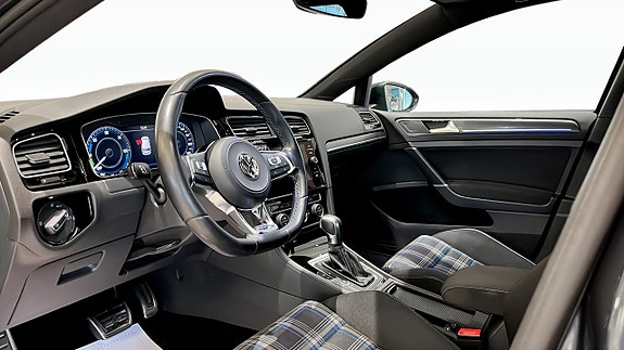 Volkswagen Golf I 7 of 16