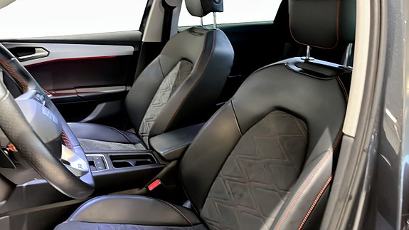 Seat Leon 8 of 16