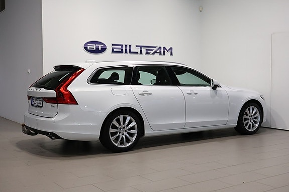 Volvo V90 4 of 21