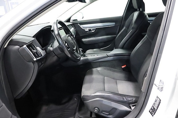 Volvo V90 5 of 21