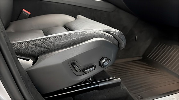 Volvo XC60 24 of 24