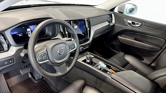 Volvo XC60 7 of 24