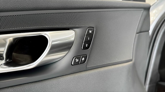 Volvo XC60 20 of 24