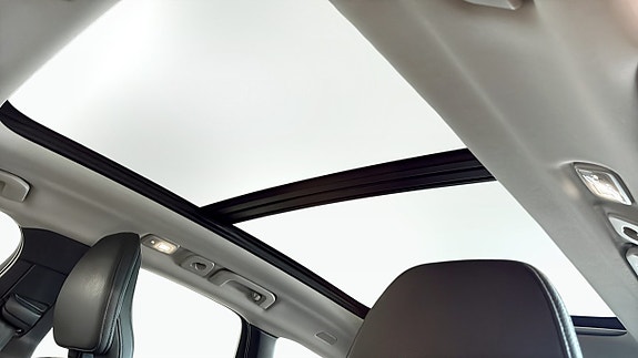 Volvo XC60 9 of 24
