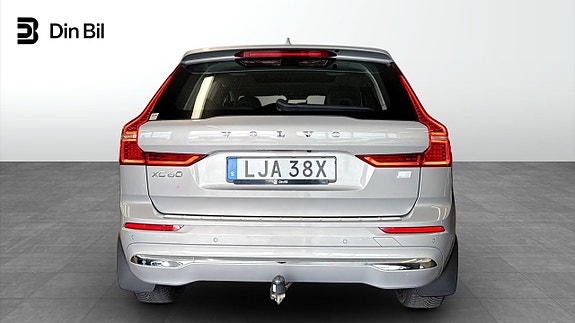 Volvo XC60 5 of 24