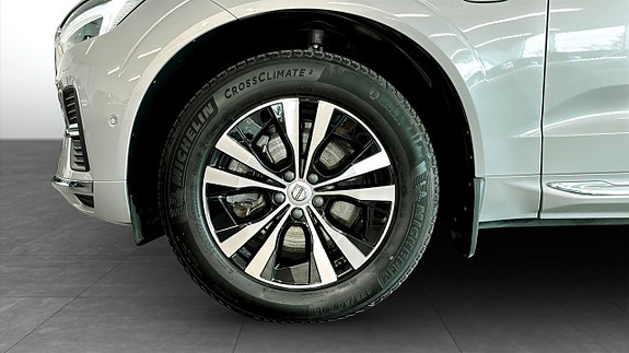 Volvo XC60 6 of 24