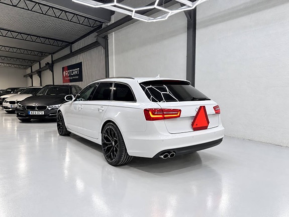 Audi A6 2 of 8