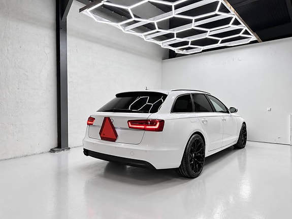 Audi A6 3 of 8