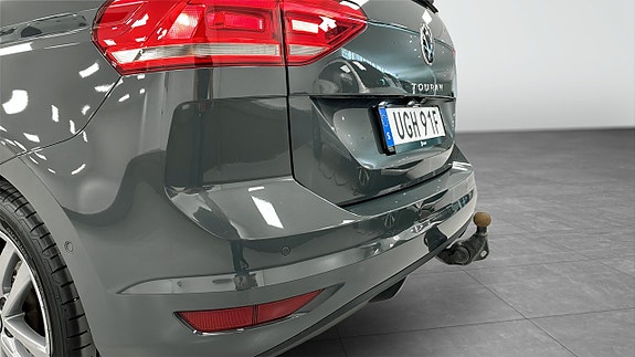 Volkswagen Touran 13 of 13
