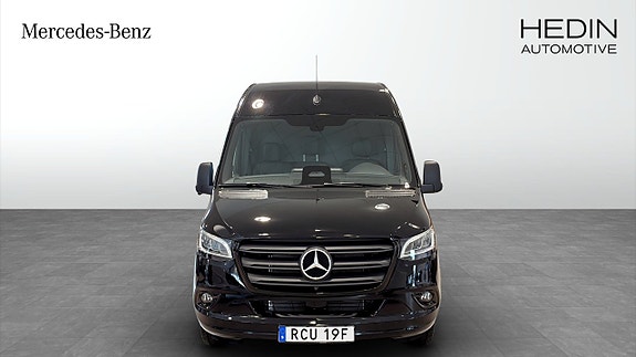 Mercedes-Benz Sprinter 319 8 of 9