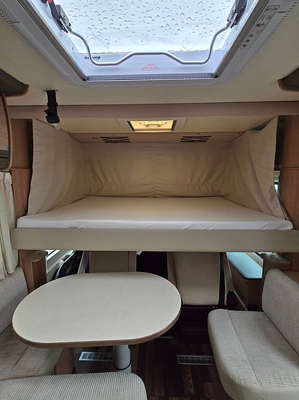 Knaus Sky 700 6 of 15