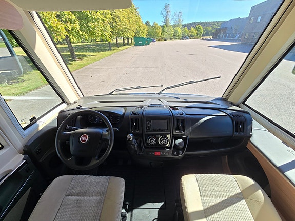 Knaus Sky 700 11 of 15