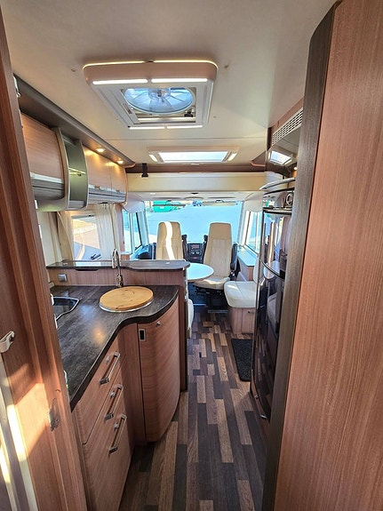 Knaus Sky 700 13 of 15