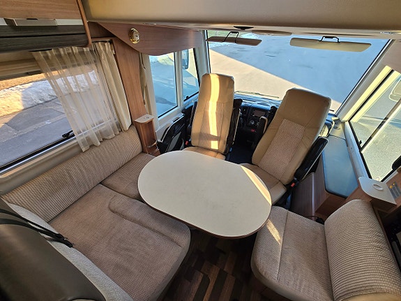 Knaus Sky 700 3 of 15