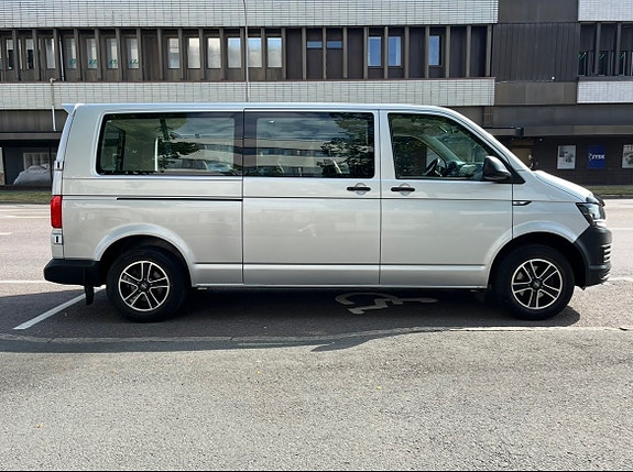 Volkswagen Caravelle 2 of 6