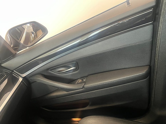 BMW 520d 13 of 20