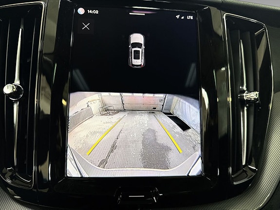 Volvo XC60 17 of 19