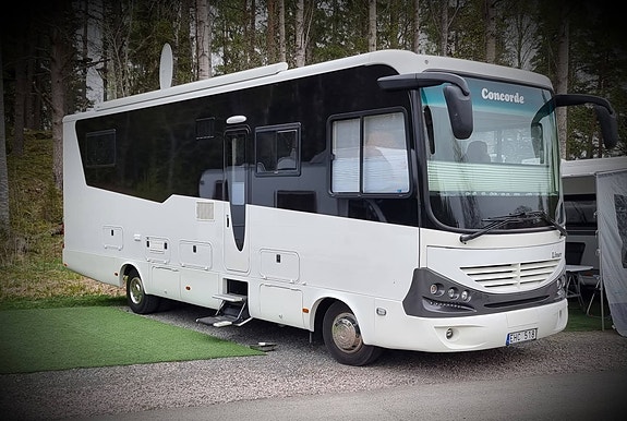 Concorde Liner 990 IQ 2 of 7