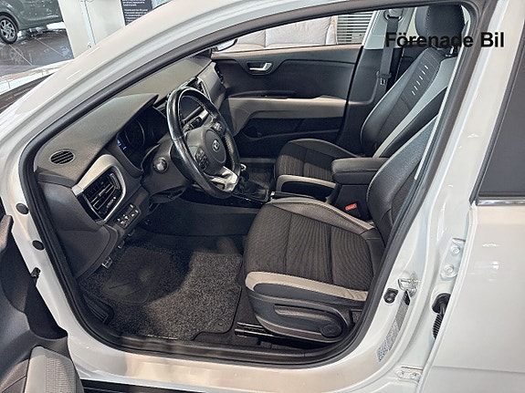 Kia Stonic 6 of 12