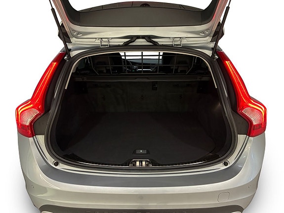 Volvo V60 Cross Country 11 of 12