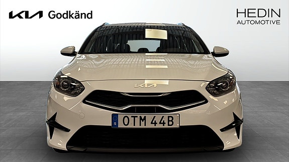 Kia Ceed 8 of 13