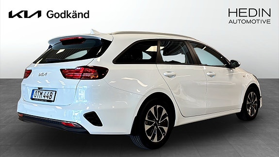 Kia Ceed 2 of 13