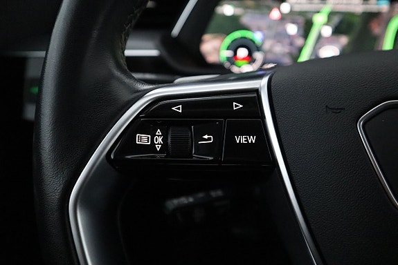 Audi Q8 16 of 25
