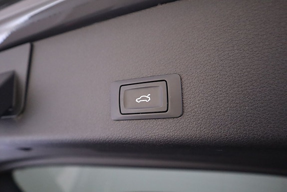 Audi Q8 25 of 25