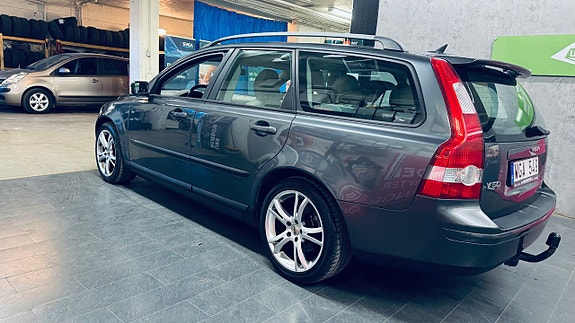 Volvo V50 6 of 19